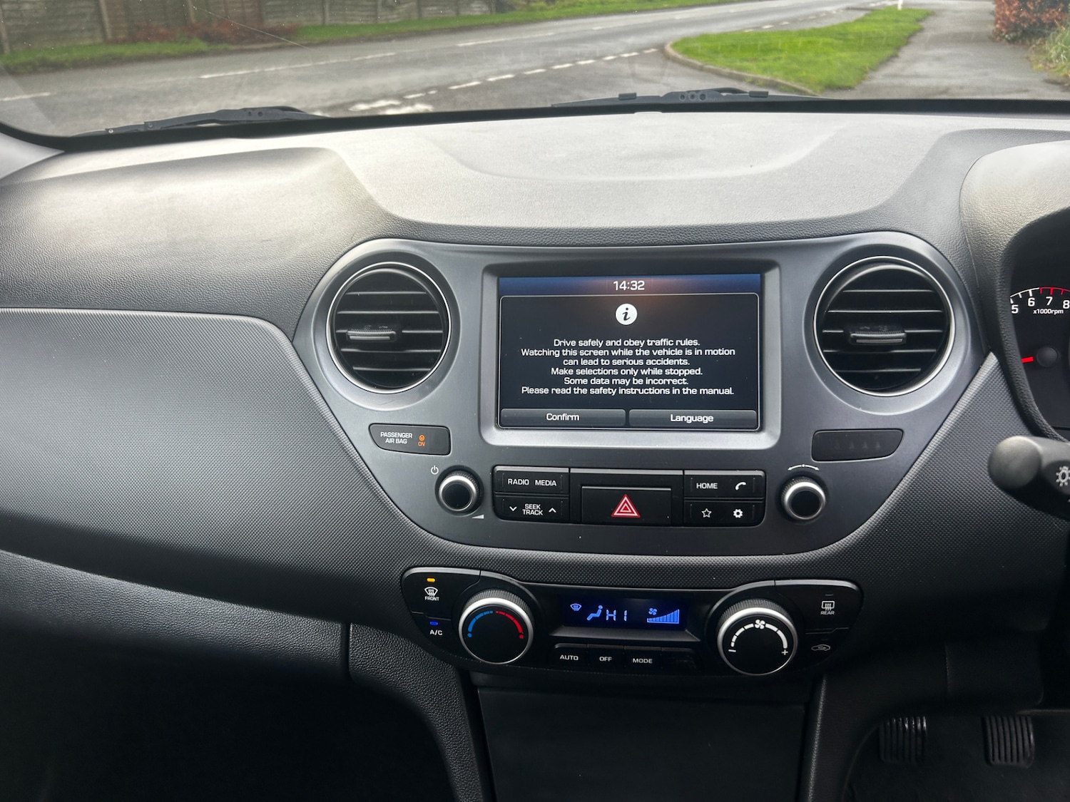 Used Hyundai i10 2019 for sale - 76983925: Photo 17