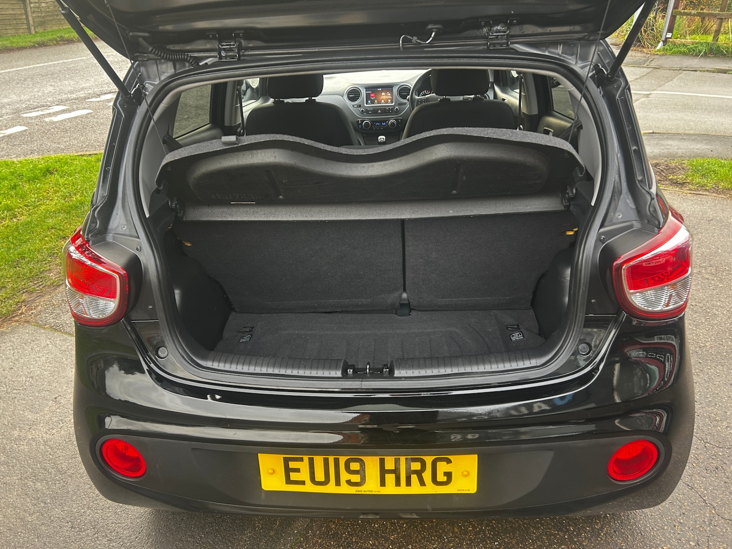 Used Hyundai i10 2019 for sale - 76983925: Photo 21