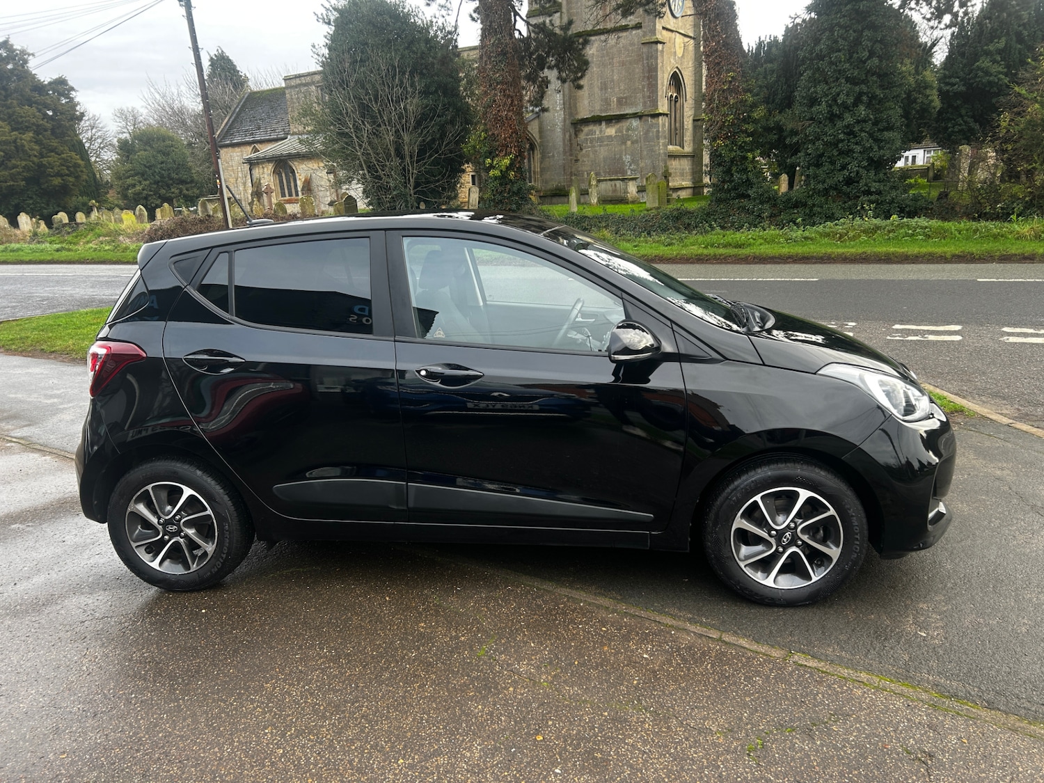 Used Hyundai i10 2019 for sale - 76983925: Photo 6