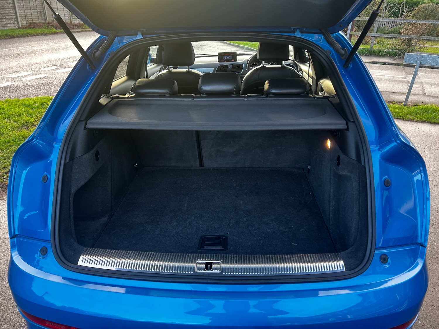 Used Audi Q3 2014 for sale - 77070841: Photo 23