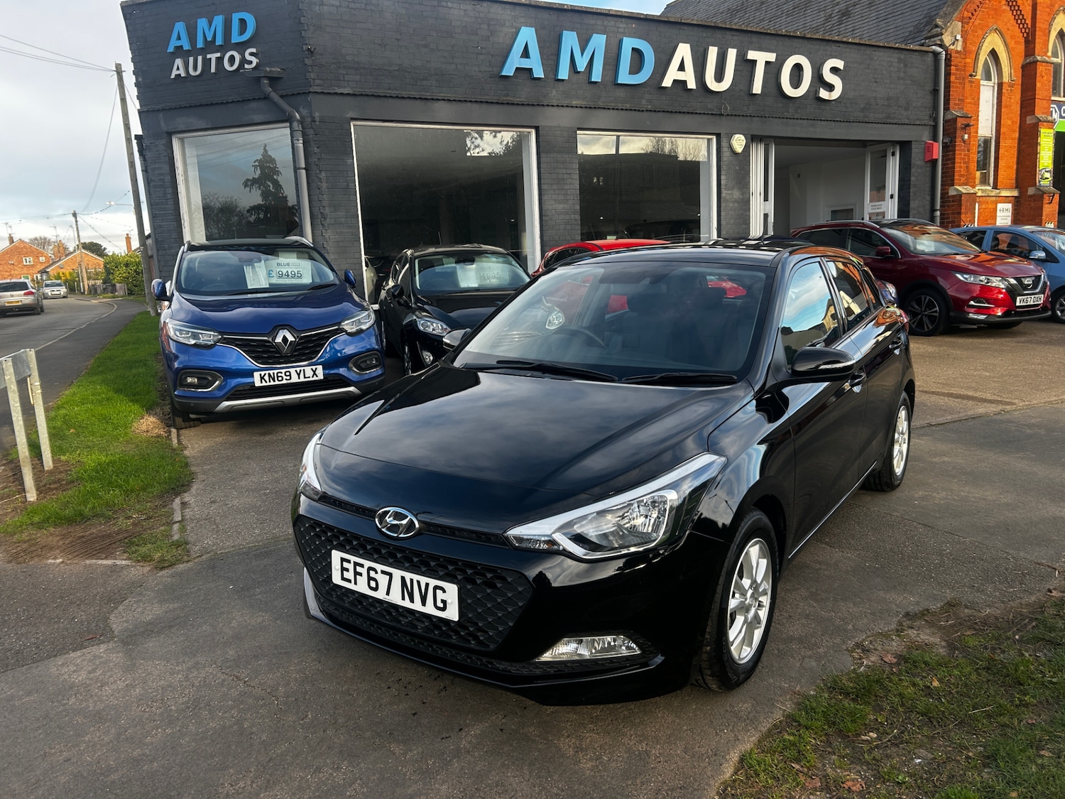 Used Hyundai i20 2017 for sale - 76638058: Photo 1