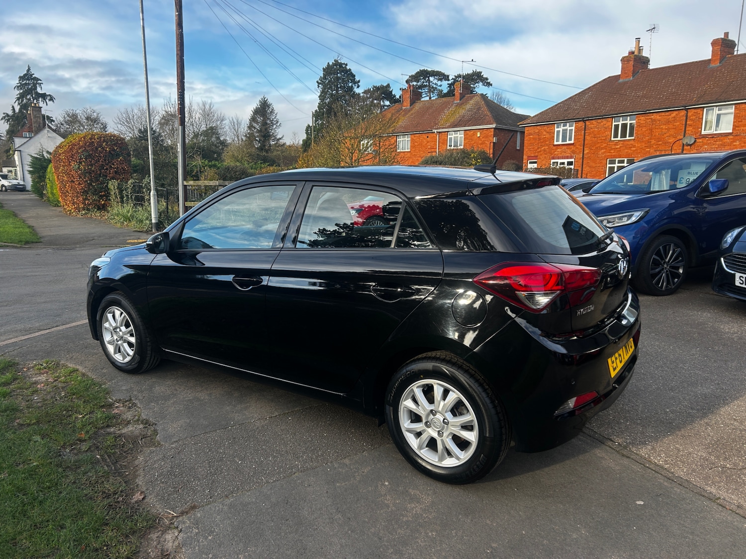 Used Hyundai i20 2017 for sale - 76638058: Photo 3