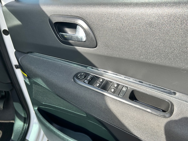 Used Peugeot 5008 2016 for sale - 75074966: Photo 12