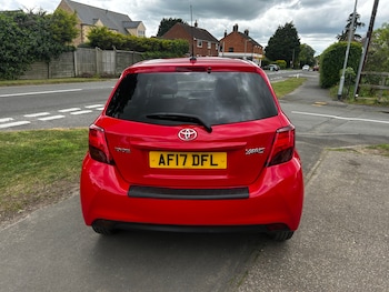 Used Toyota Yaris 2017 for sale - 78497030: Photo