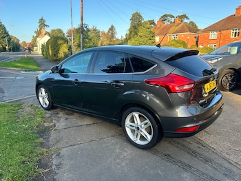 Used Ford Focus 2017 for sale - 76170208: Photo 3
