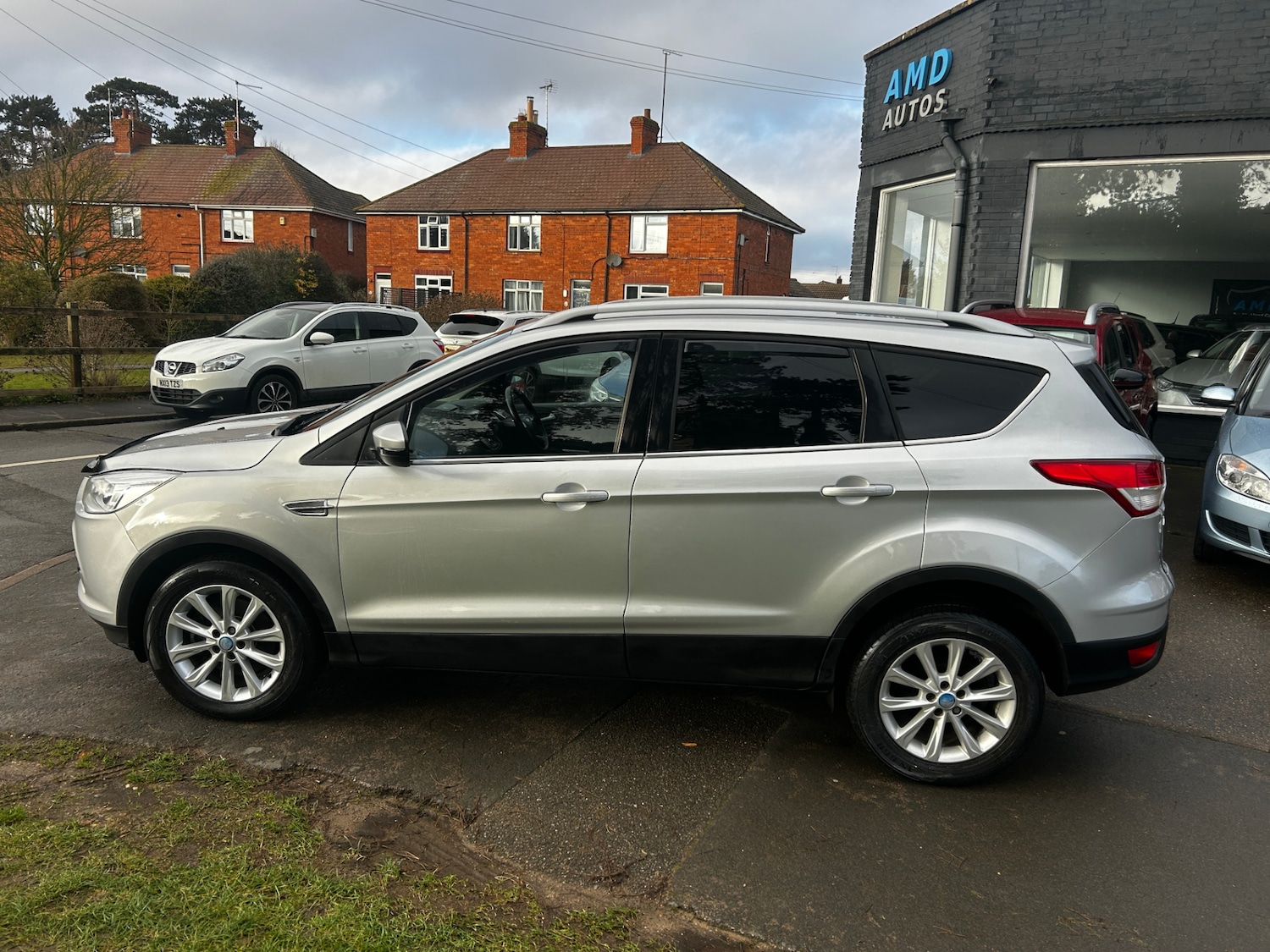 Used Ford Kuga 2016 for sale - 77233992: Photo 2