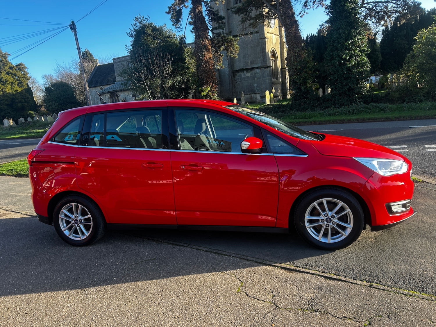 Used Ford Grand C-Max 2018 for sale - 76613680: Photo 6