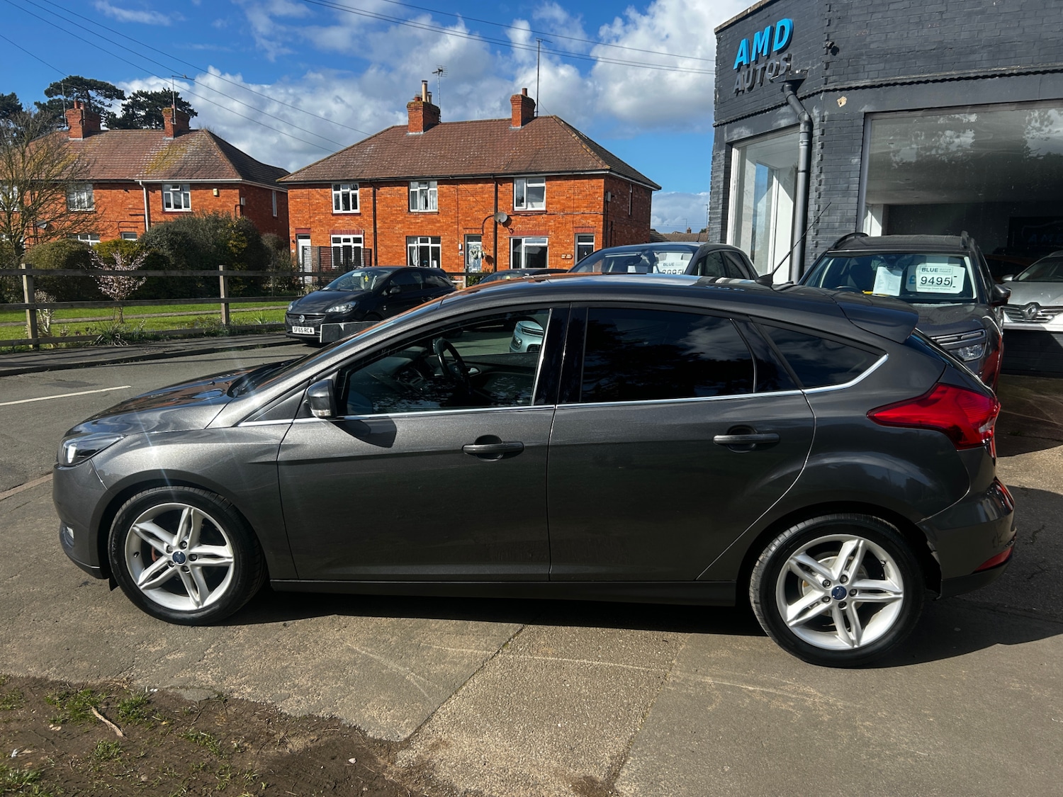 Used Ford Focus 2015 for sale - 77833730: Photo 2