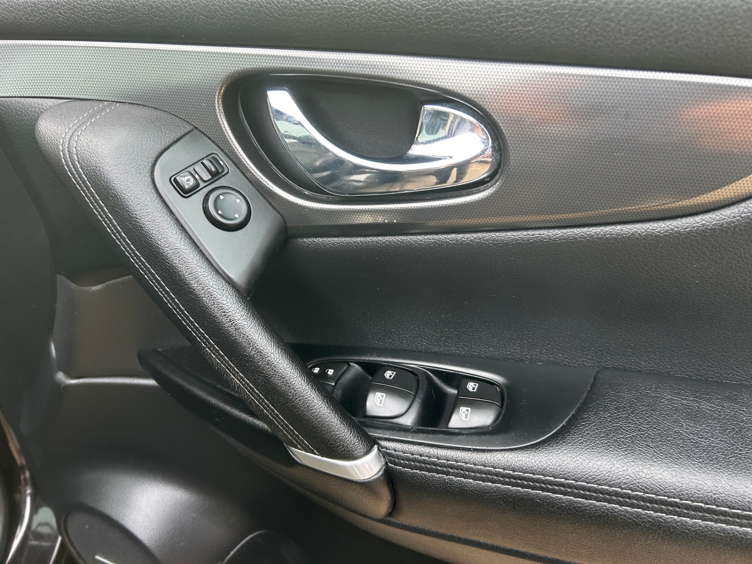 Used Nissan Qashqai 2018 for sale - 77592282: Photo 15