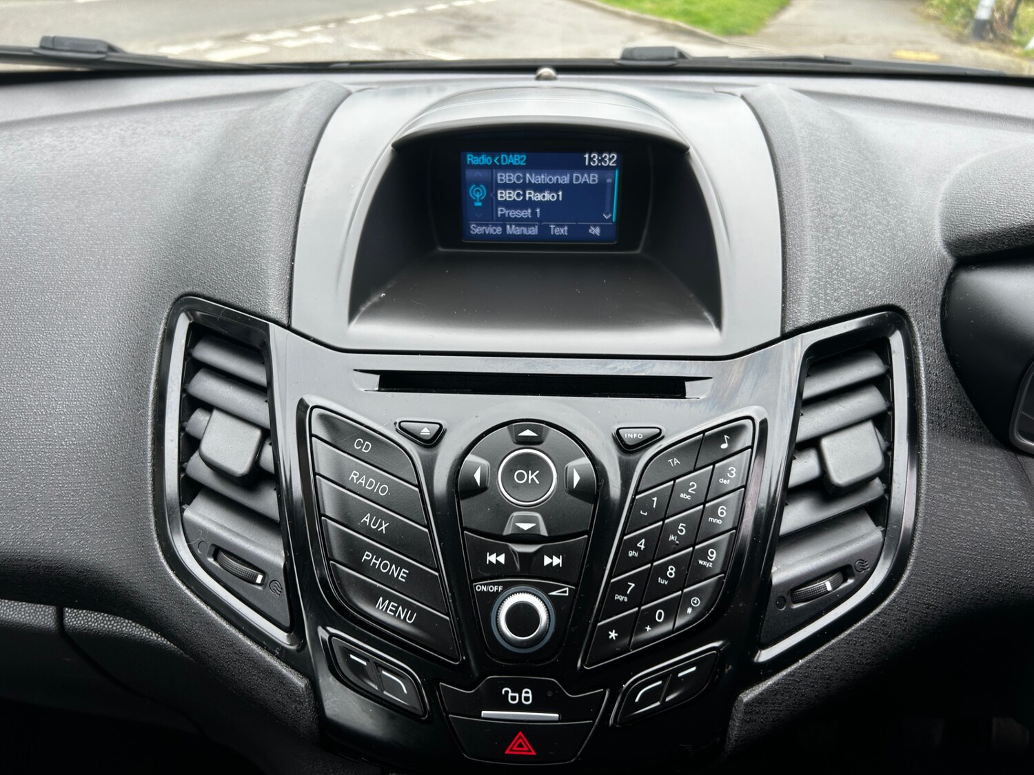 Used Ford Fiesta 2015 for sale - 77915315: Photo 15