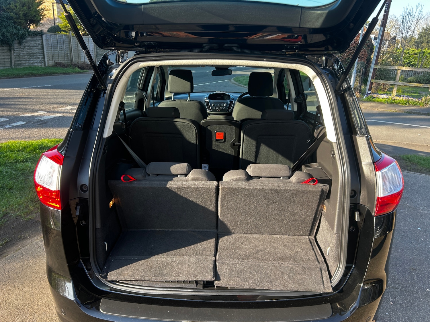 Used Ford Grand C-Max 2016 for sale - 77945486: Photo 21