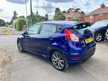 Used Ford Fiesta 2017 for sale - 75146169: Photo