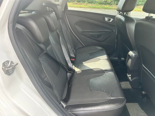 Used Ford Fiesta 2014 for sale - 75238965: Photo 10