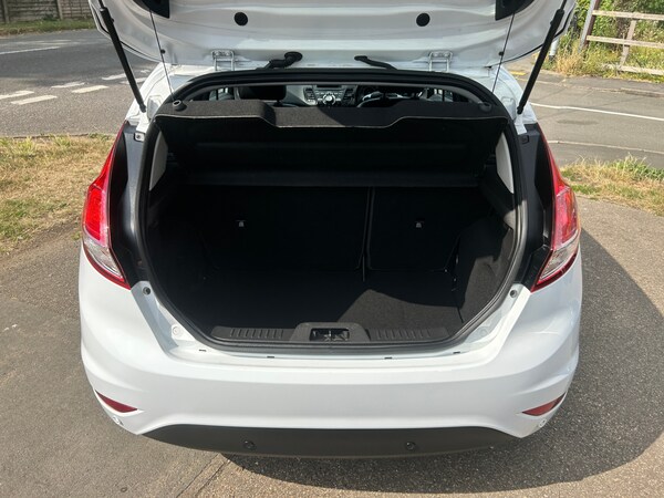 Used Ford Fiesta 2014 for sale - 75238965: Photo 22