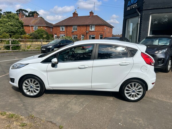 Used Ford Fiesta 2014 for sale - 75238965: Photo 3