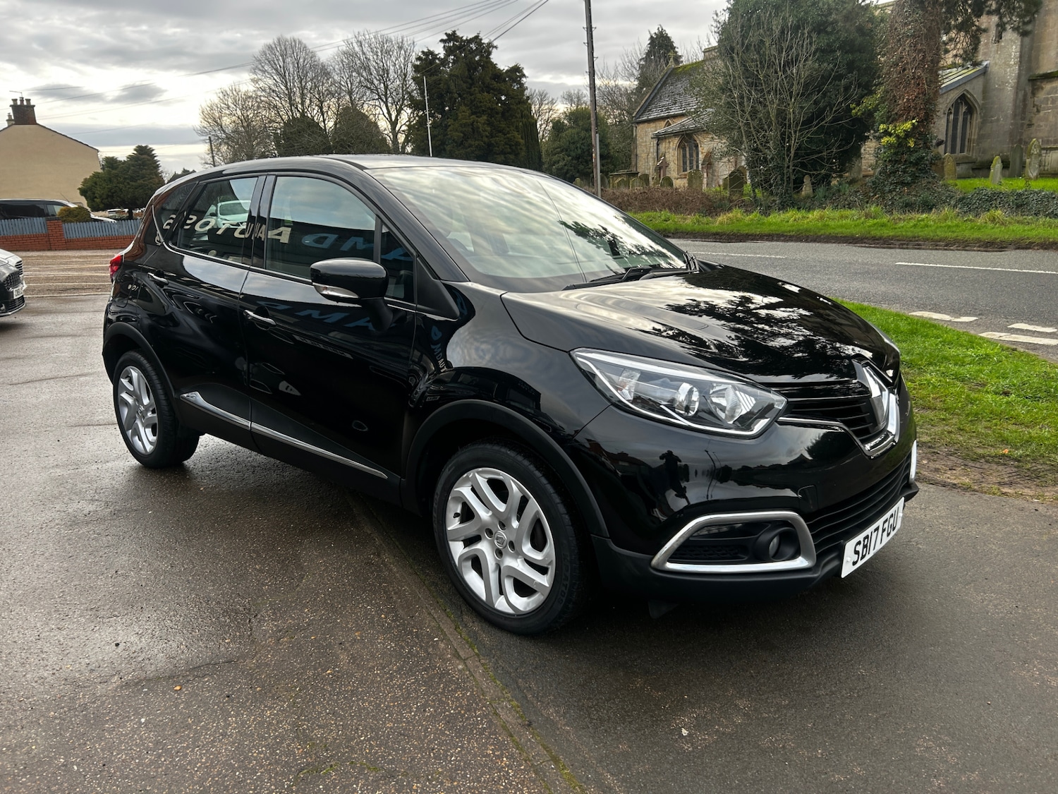 Used Renault Captur 2017 for sale - 77615928: Photo 7