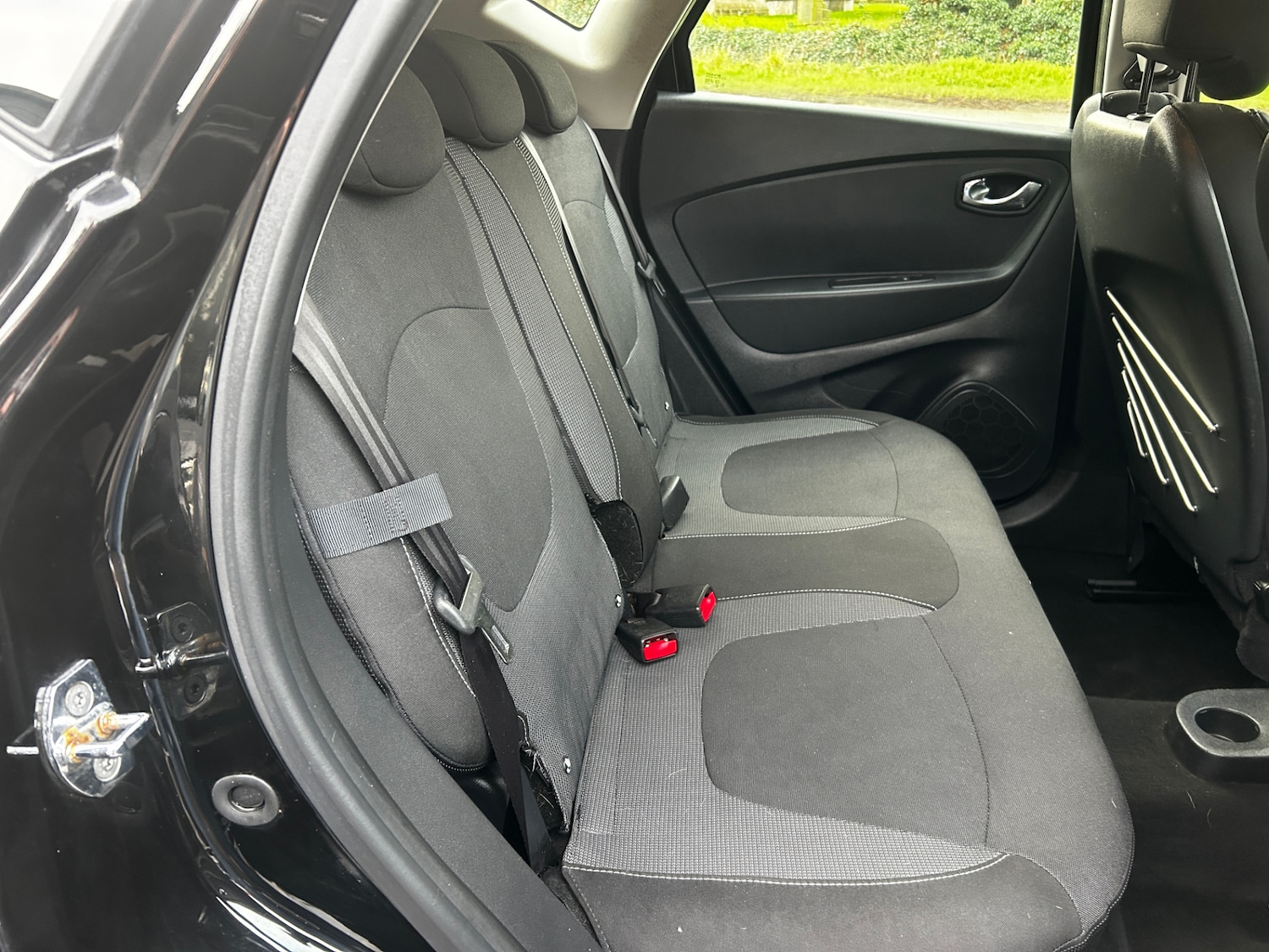 Used Renault Captur 2017 for sale - 77615928: Photo 9