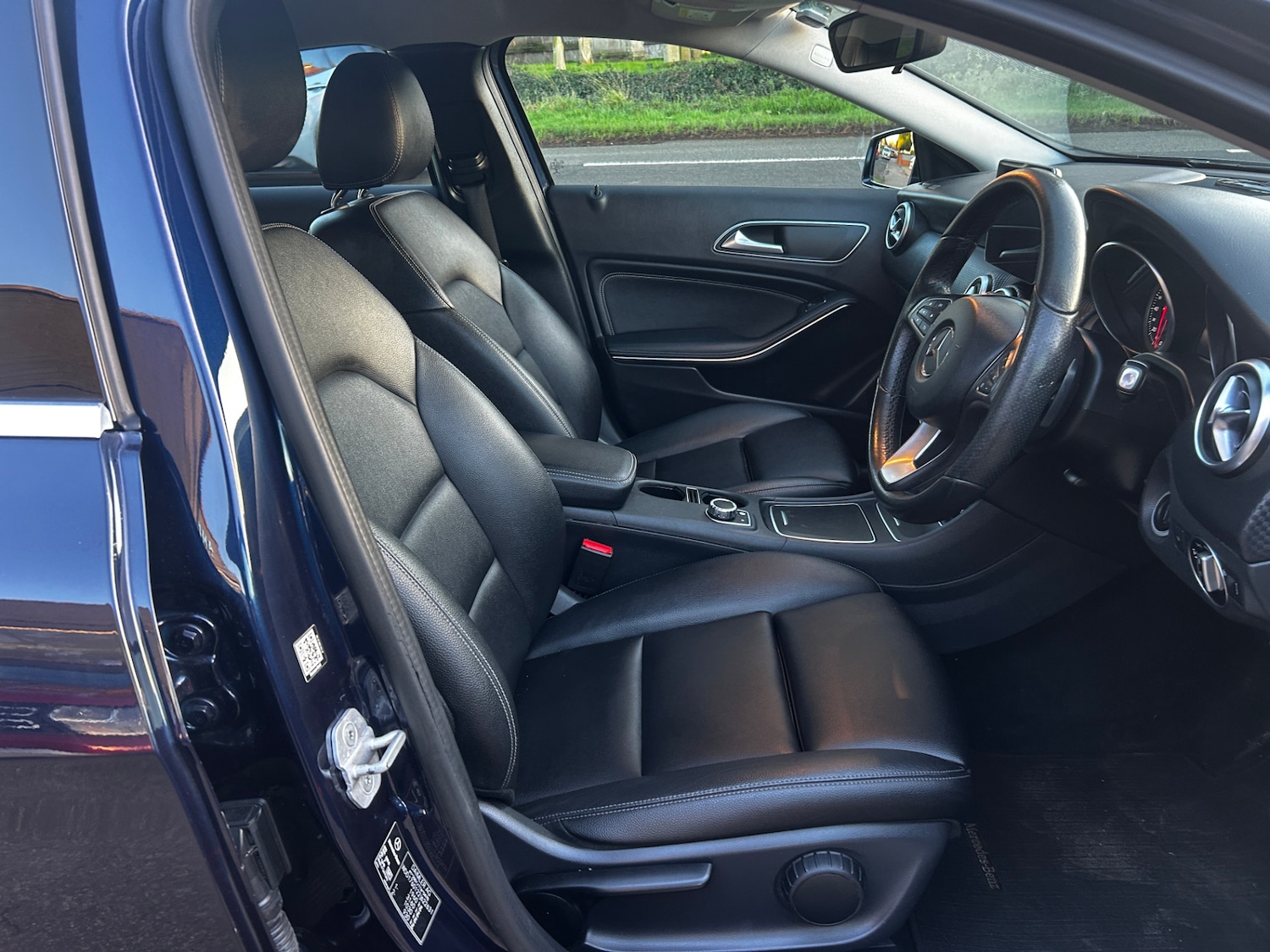 Used Mercedes-Benz A-Class 2017 for sale - 77003794: Photo 11