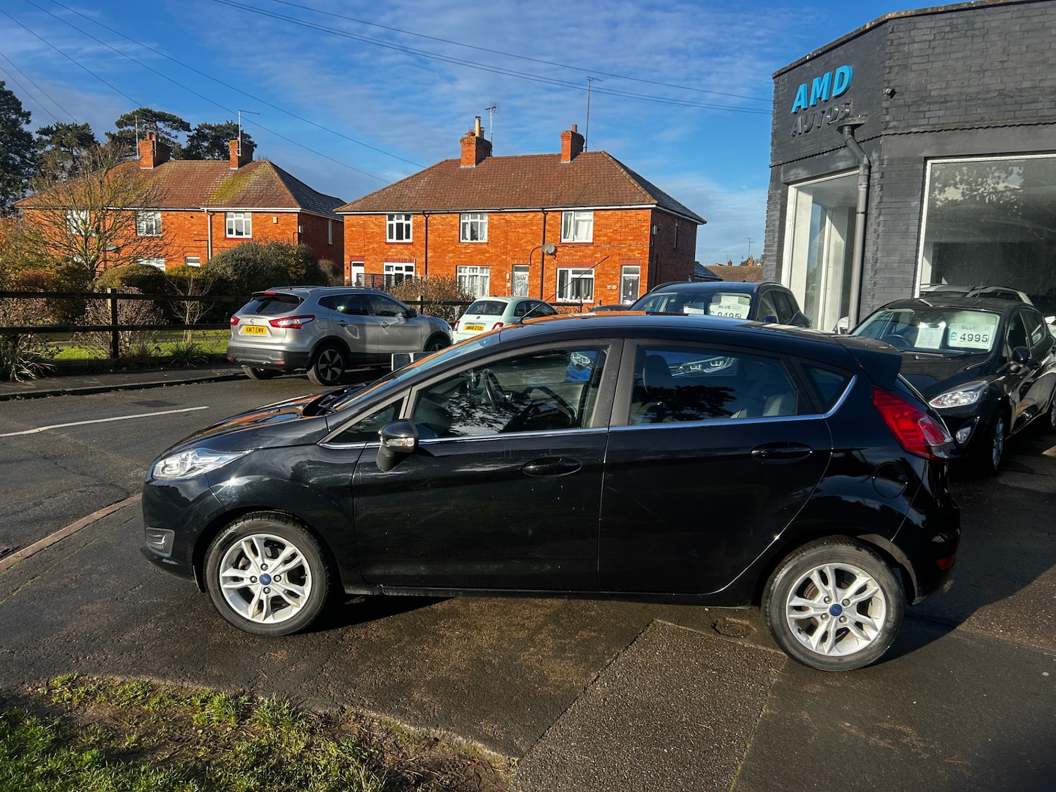 Used Ford Fiesta 2016 for sale - 76817601: Photo 2