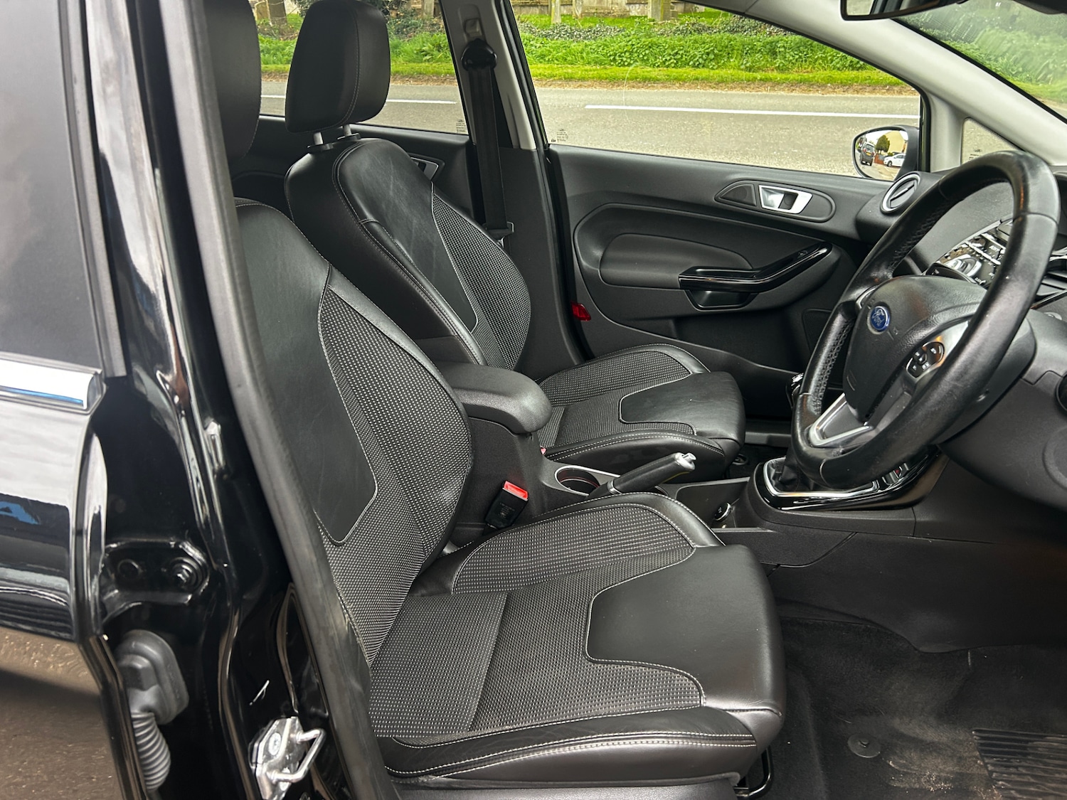 Used Ford Fiesta 2016 for sale - 78180440: Photo 10