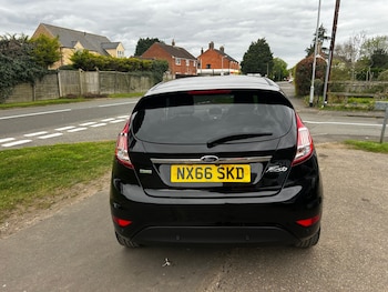 Used Ford Fiesta 2016 for sale - 78180440: Photo