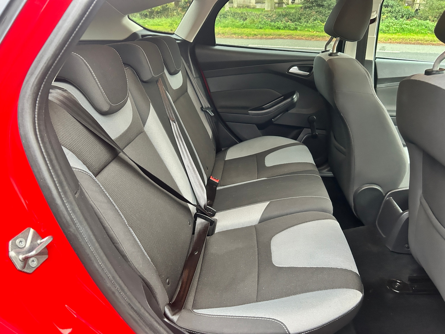 Used Ford Focus 2012 for sale - 76404508: Photo 9