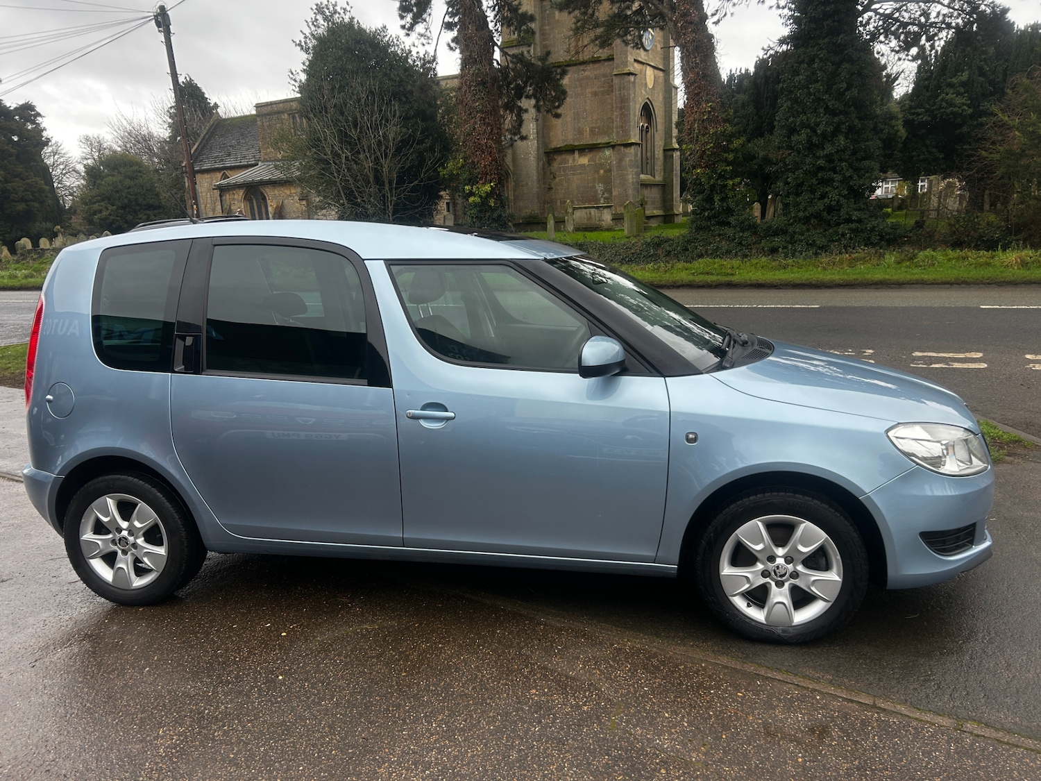 Used Skoda Roomster 2013 for sale - 77195220: Photo 6