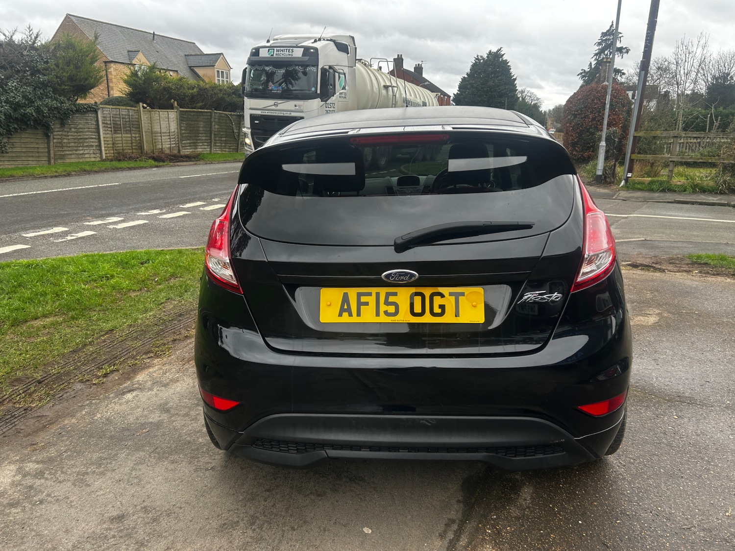 Used Ford Fiesta 2015 for sale - 77651495: Photo 4