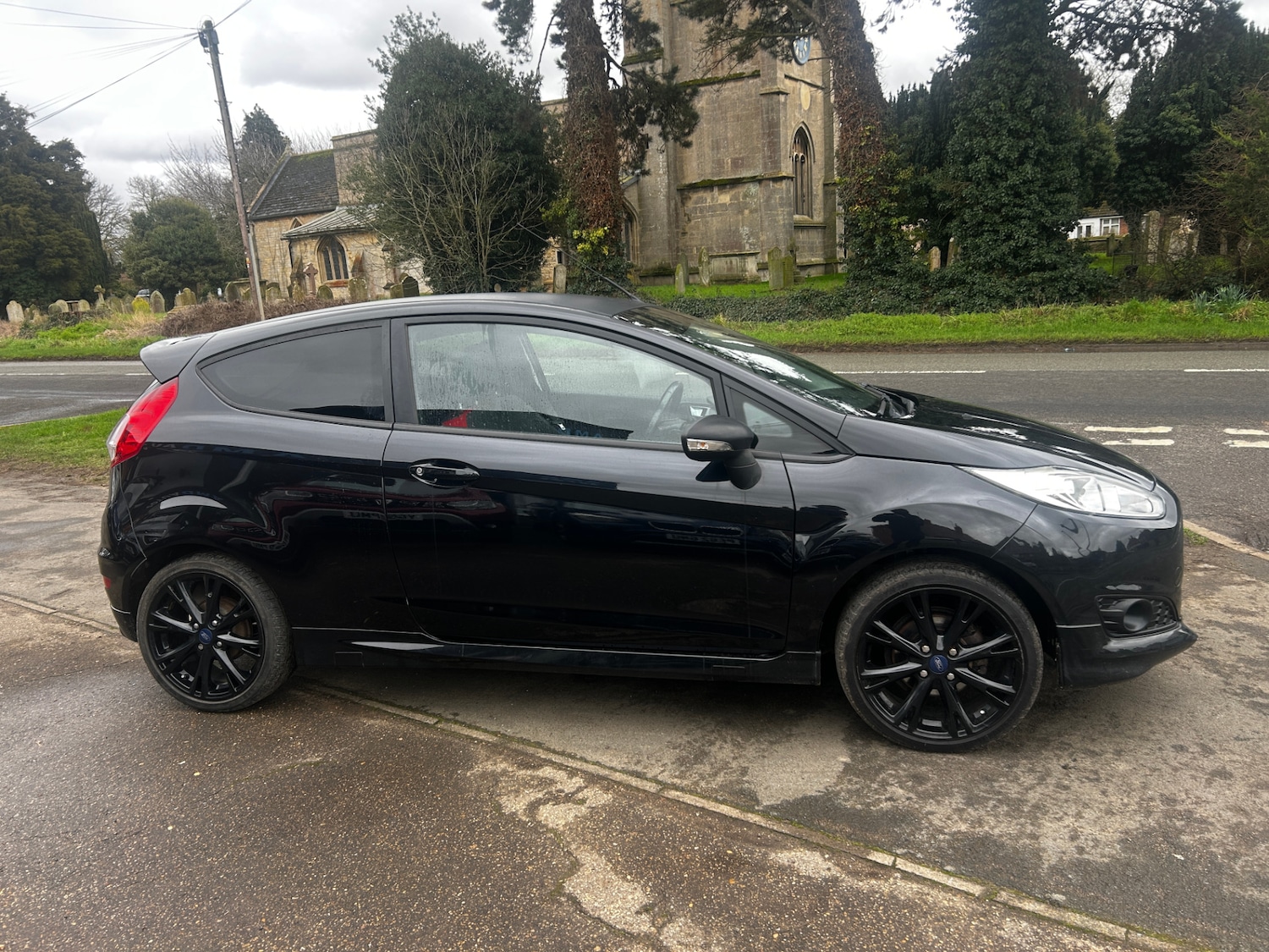 Used Ford Fiesta 2015 for sale - 77651495: Photo 6