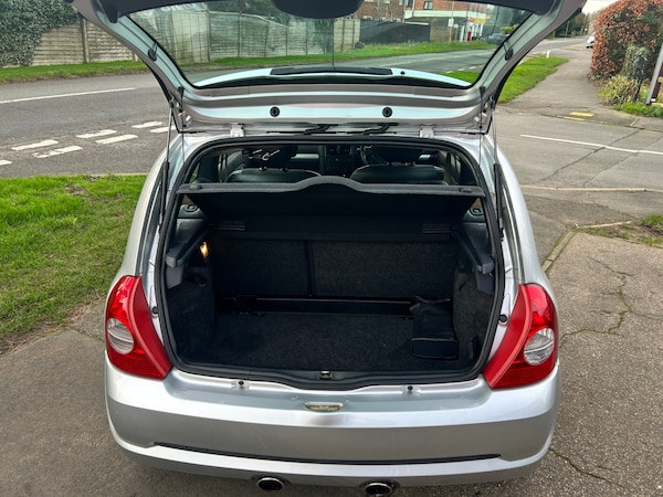 Used Renault Clio 2005 for sale - 73827632: Photo 18