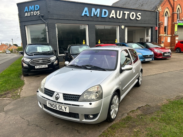 Used Renault Clio 2005 for sale - 73827632: Photo 1