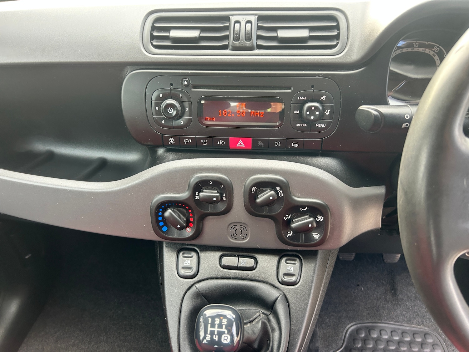 Used Fiat Panda 2015 for sale - 76343028: Photo 14