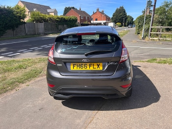 Used Ford Fiesta 2017 for sale - 78973828: Photo
