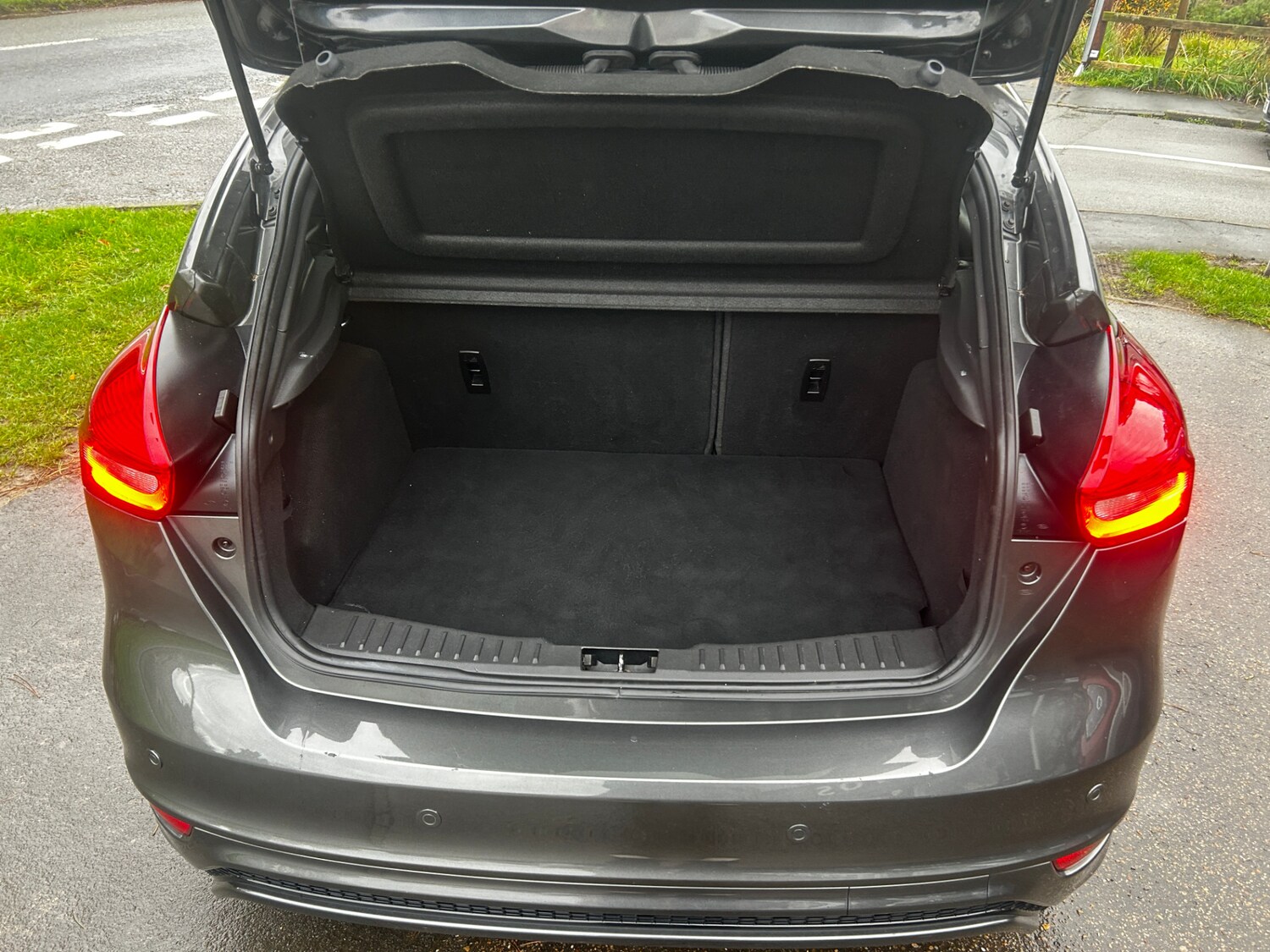 Used Ford Focus 2018 for sale - 76879606: Photo 17