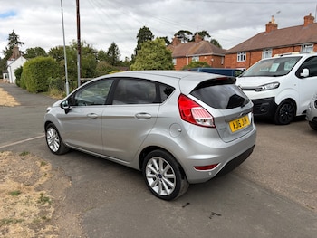 Used Ford Fiesta 2016 for sale - 79446676: Photo