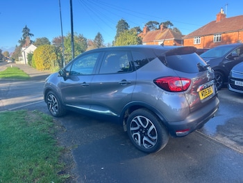 Used Renault Captur 2015 for sale - 76287019: Photo