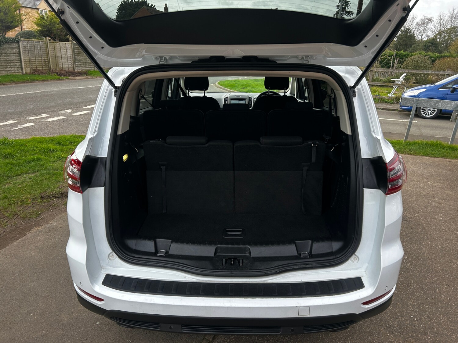 Used Ford S-Max 2017 for sale - 77848409: Photo 24