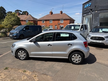 Used Volkswagen Polo 2014 for sale - 79459681: Photo