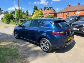 Used Renault Megane 2017 for sale - 74645878: Photo