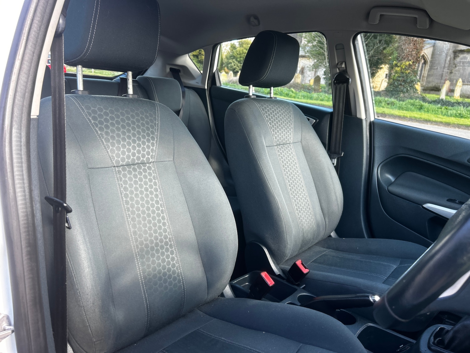 Used Ford Fiesta 2012 for sale - 78091071: Photo 11