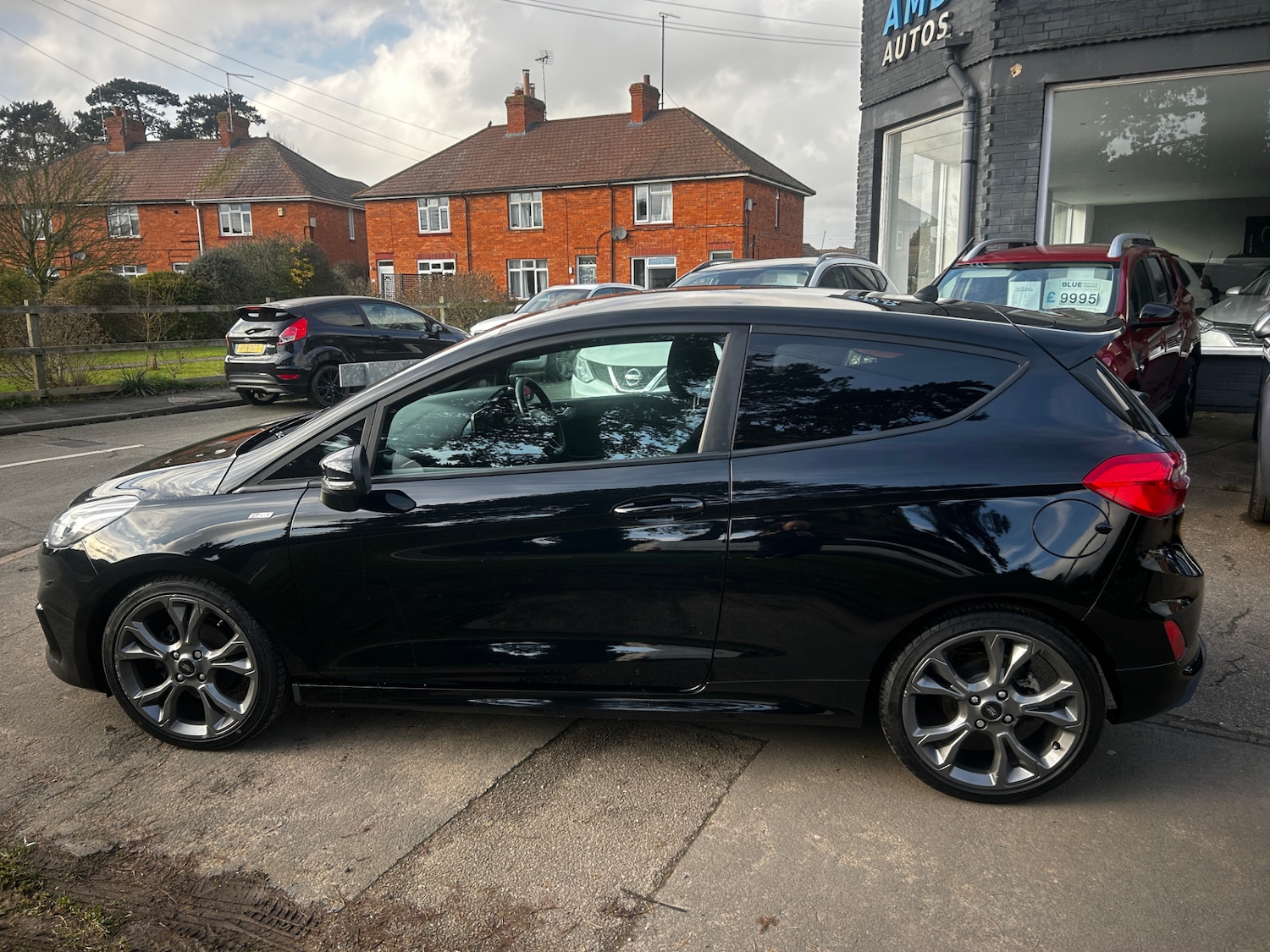 Used Ford Fiesta 2018 for sale - 77501127: Photo 3