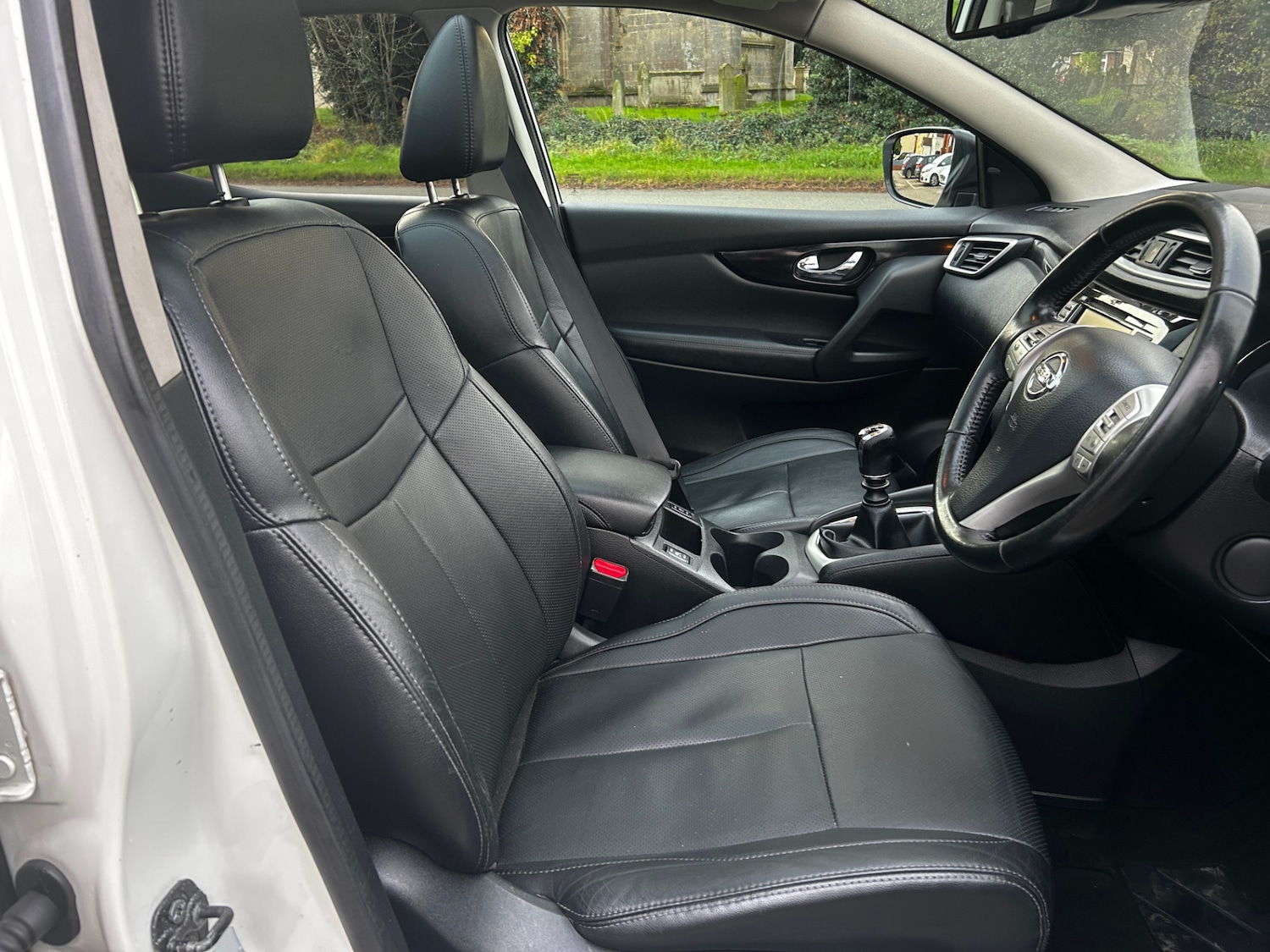 Used Nissan Qashqai 2016 for sale - 76919839: Photo 10