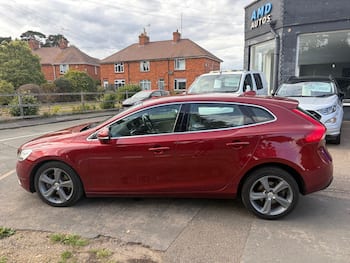 Used Volvo V40 2016 for sale - 79716361: Photo