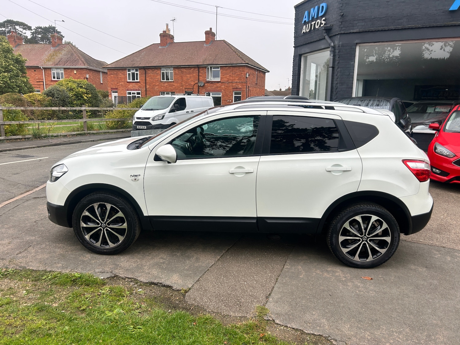 Used Nissan Qashqai 2013 for sale - 76287100: Photo 2