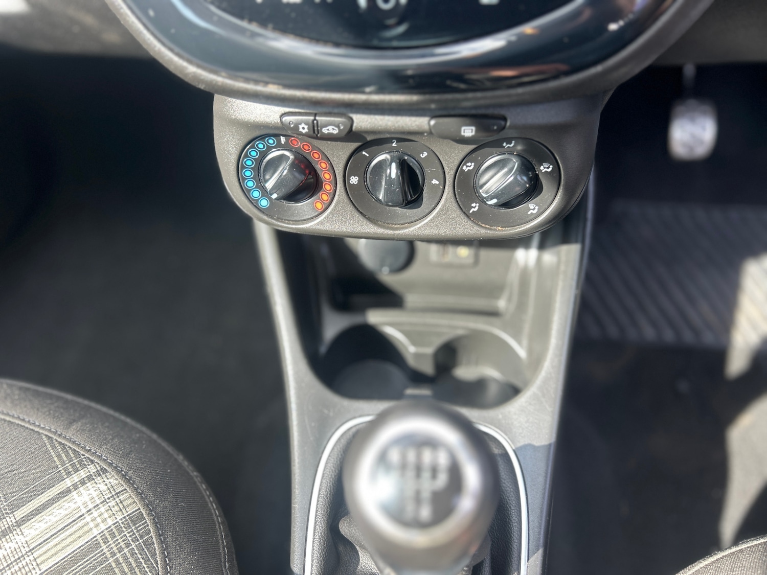 Used Vauxhall Corsa 2016 for sale - 75482301: Photo 16