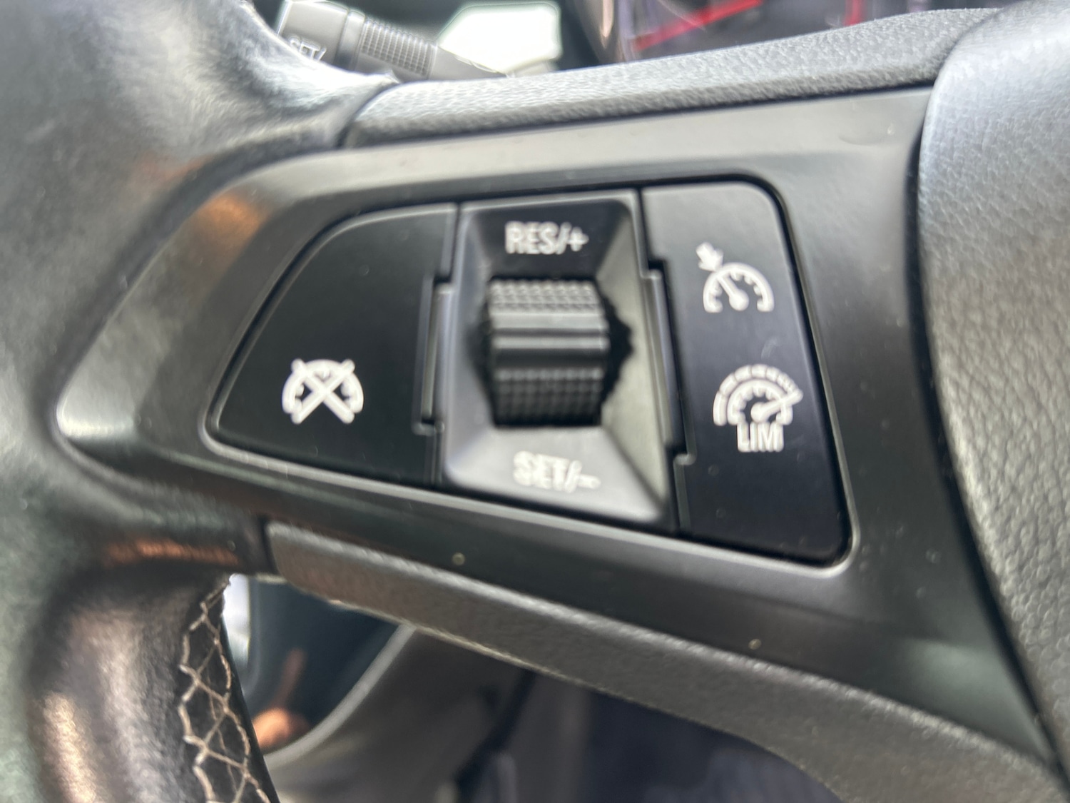 Used Vauxhall Corsa 2016 for sale - 75482301: Photo 17