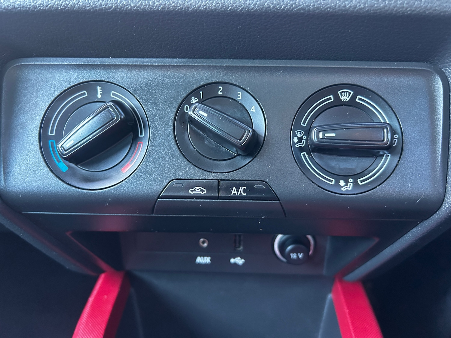 Used Skoda Fabia 2015 for sale - 77916196: Photo 19