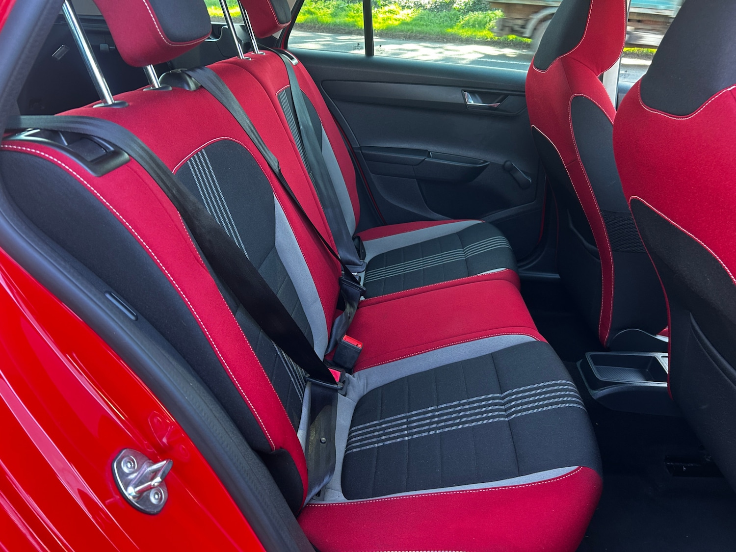 Used Skoda Fabia 2015 for sale - 77916196: Photo 9