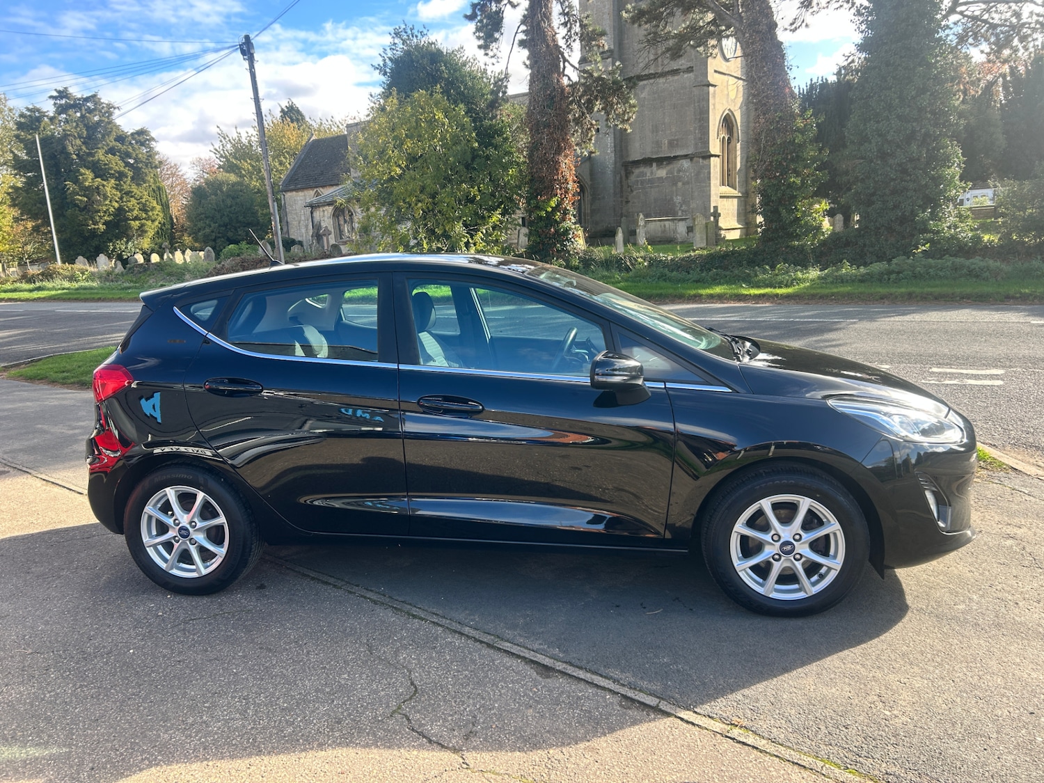 Used Ford Fiesta 2018 for sale - 76365021: Photo 6