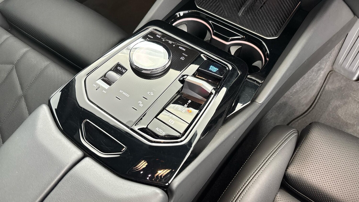 Used BMW i5 2025 for sale - 76760615: Photo 10